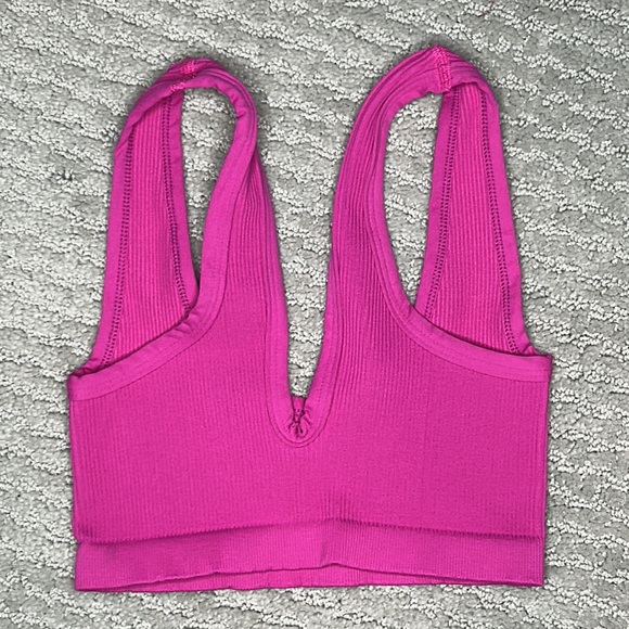 FREE PEOPLE | NWOT Happiness Runs Scoop Neck Bra in Berry - Picture 3 of 3